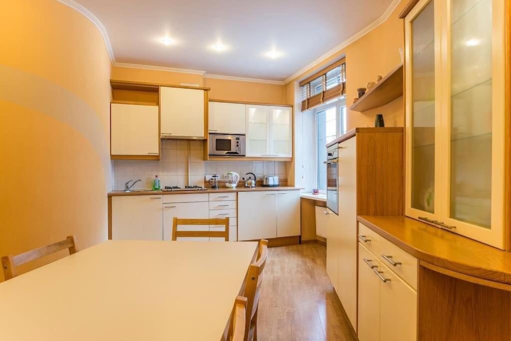 Old Town Apartment Next To Saint Peter'S Church Рига Екстер'єр фото